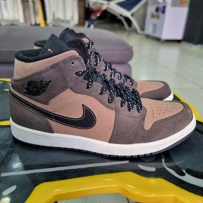 Jordan 1 Mid Dark Chocolate