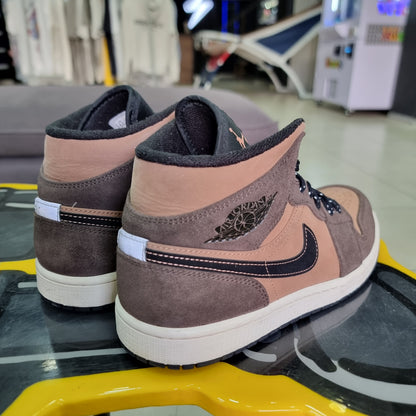 Jordan 1 Mid Dark Chocolate