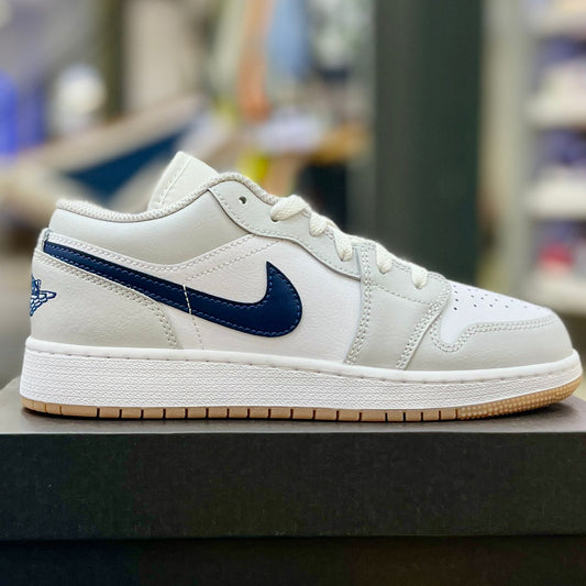 Jordan 1 Low White Midnight Navy