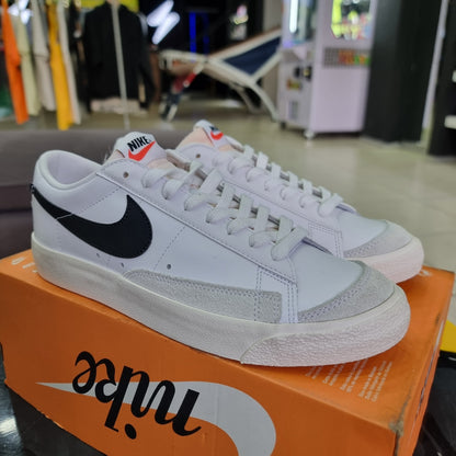 Blazer Low White Clásico