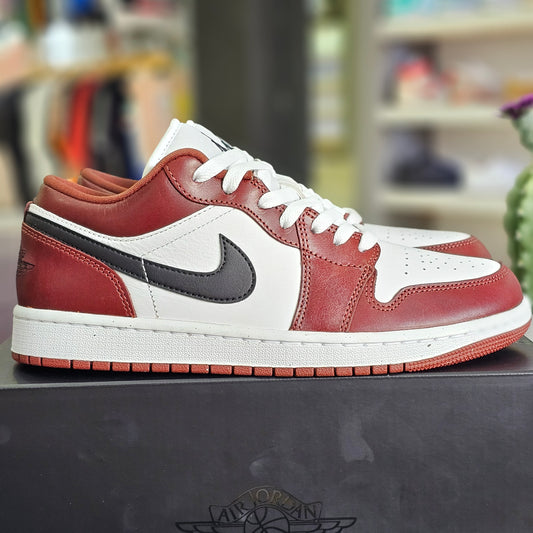 Jordan 1 Low Dark Pony