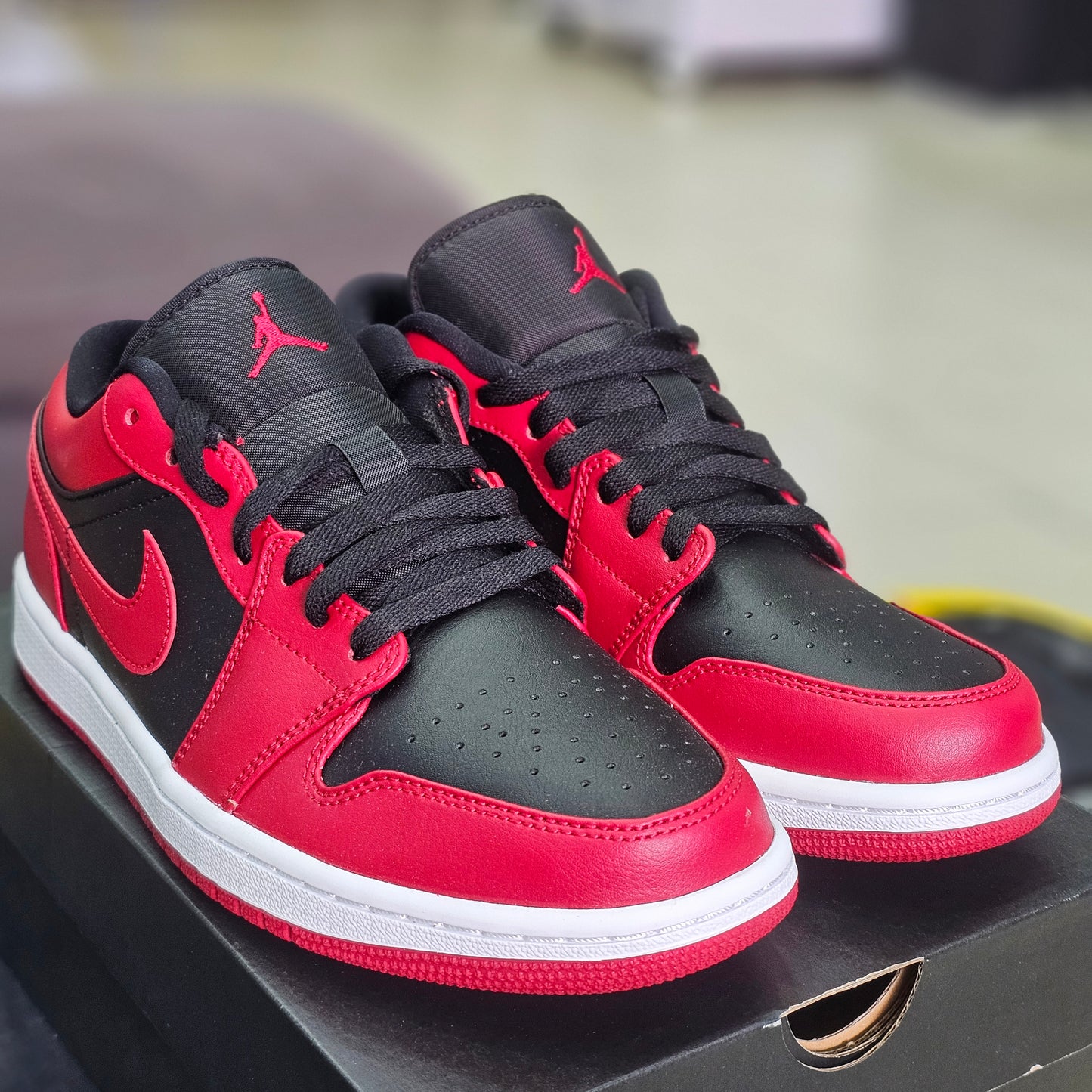 Jordan 1 Low Reverse Bred