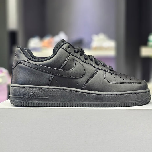 Air Force 1 Triple Black