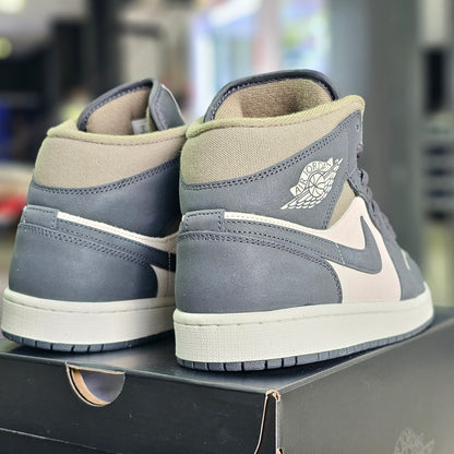 Jordan 1 mid Medium Olive