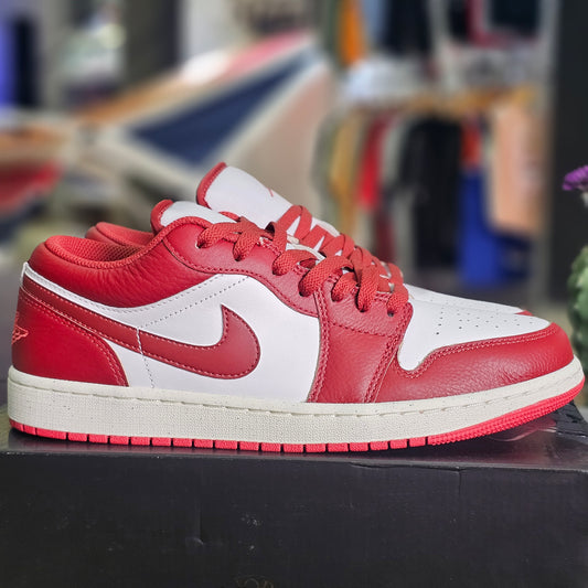 Jordan 1 Low Dune Red