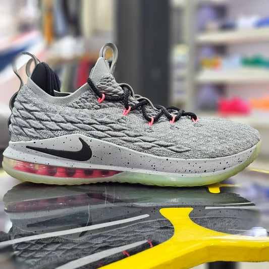 LeBron 15 Low Melon