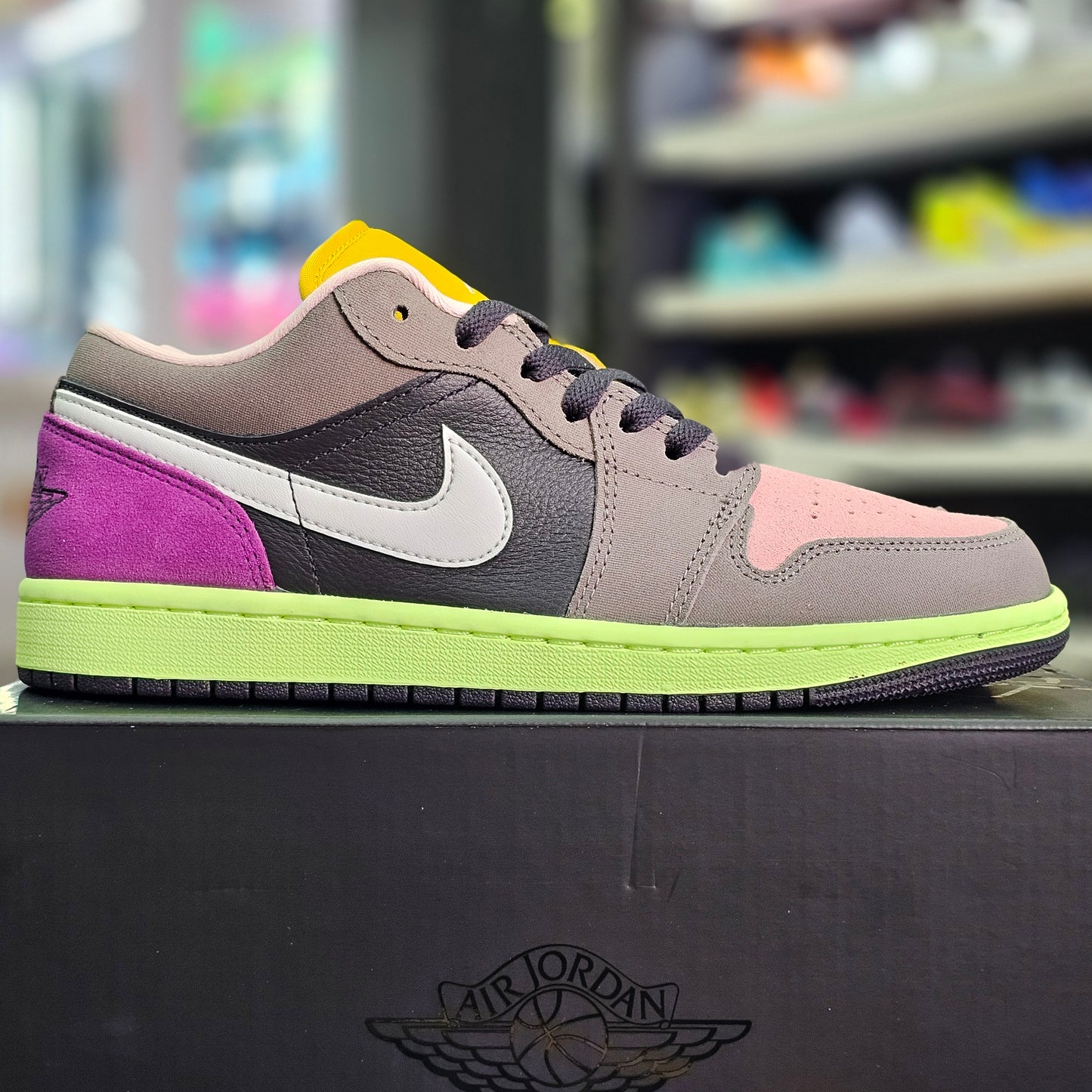 Jordan 1 Low SE Tokyo Bio Hack