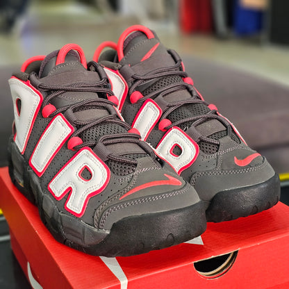 Uptempo Brown Bulls