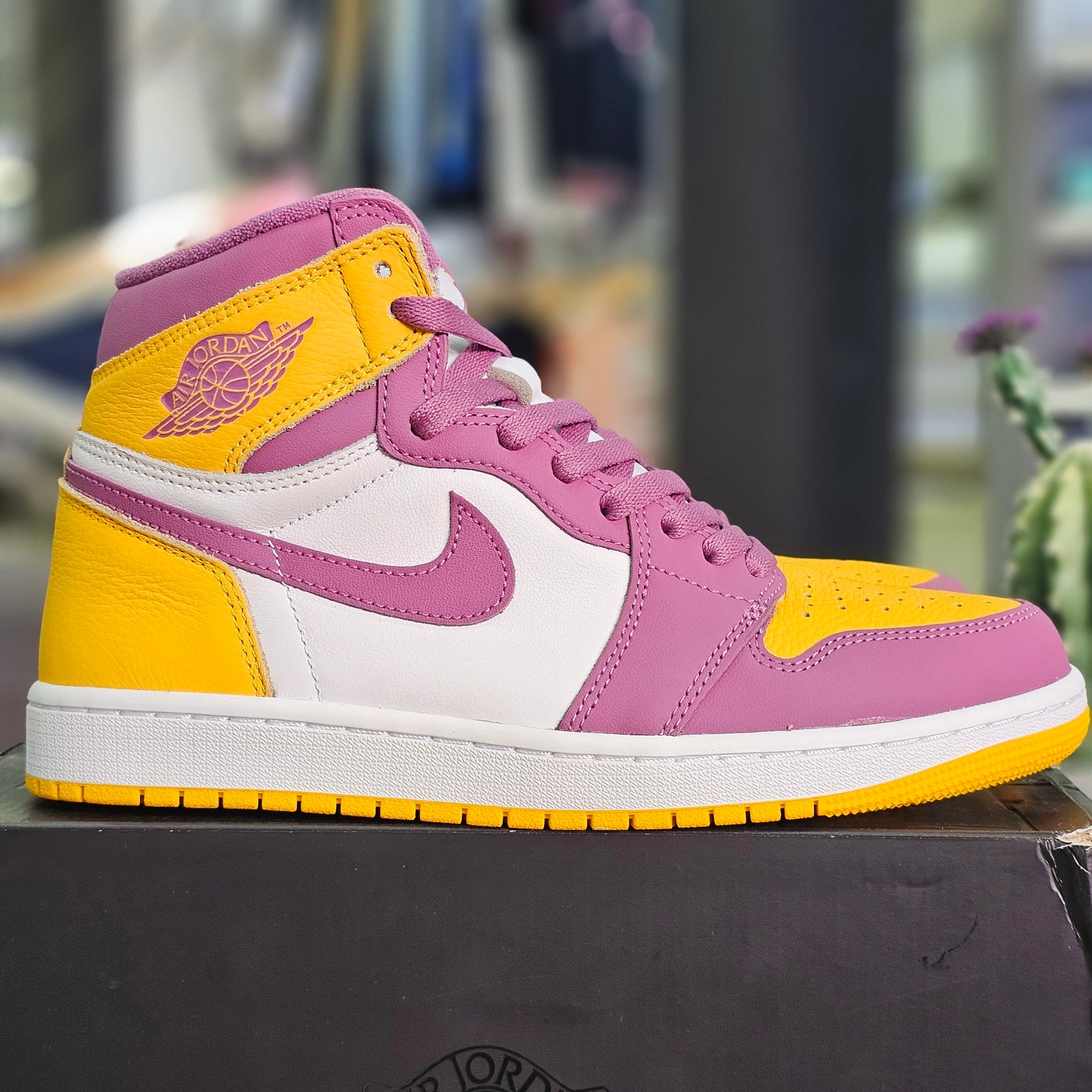 Jordan 1 High Brotherhood