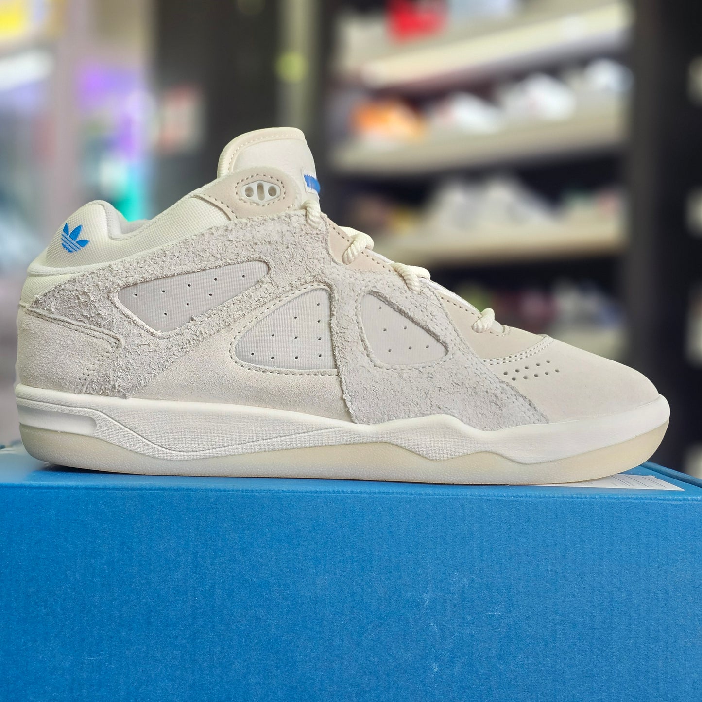 adidas BADBO 1.0 Resilience