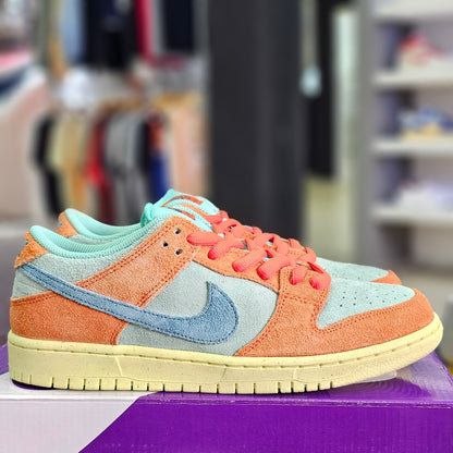 Dunk Low SB Orange Emerald Rise