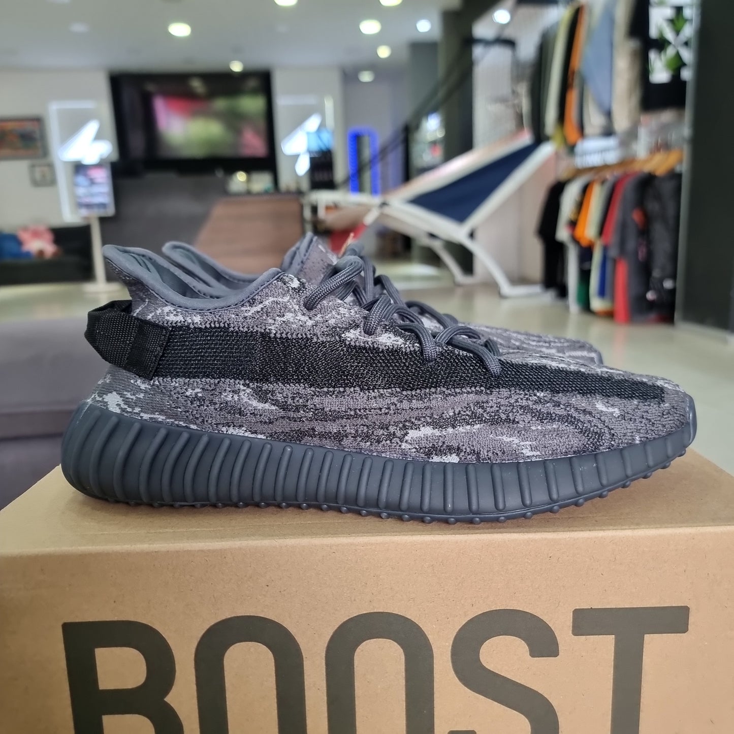 Yeezy Boost 350 V2 MX Dark Salt